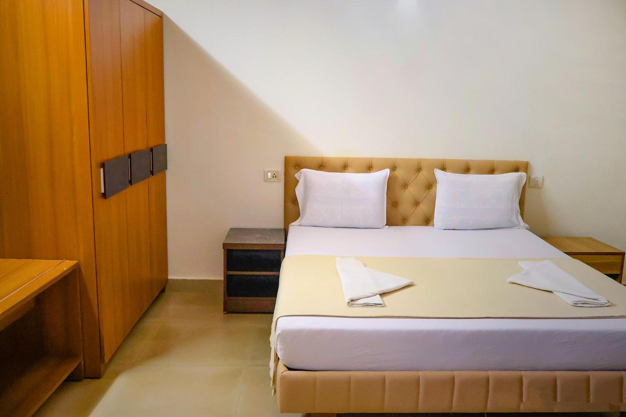Fabescape Orient Royal Hotel Calangute Exterior photo